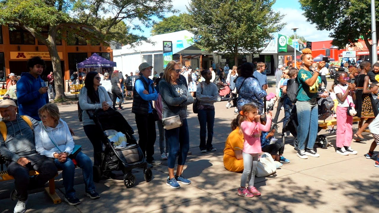 Fairgoers near the Cosgrove Stage